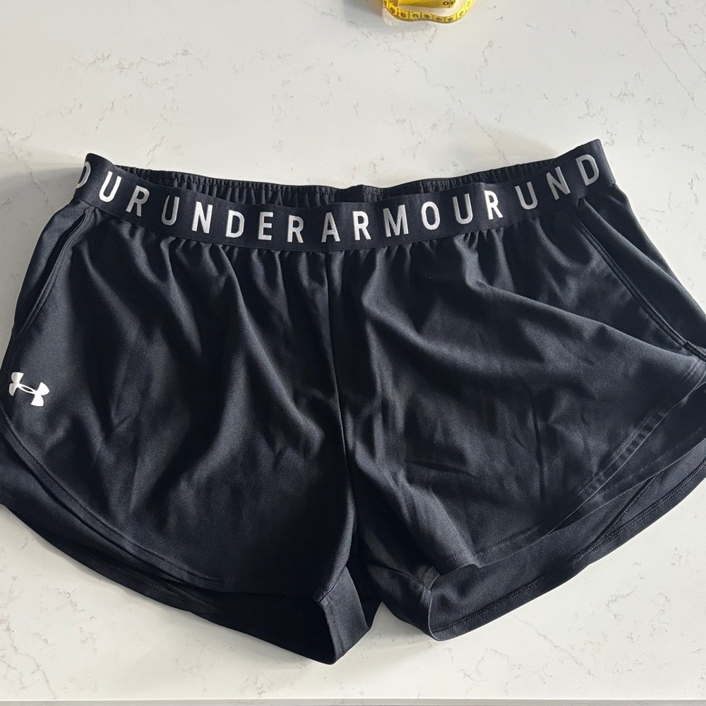 Under Armour Women's Athletic Black Shorts - XXL